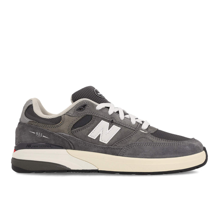NM Andrew Reynolds 933