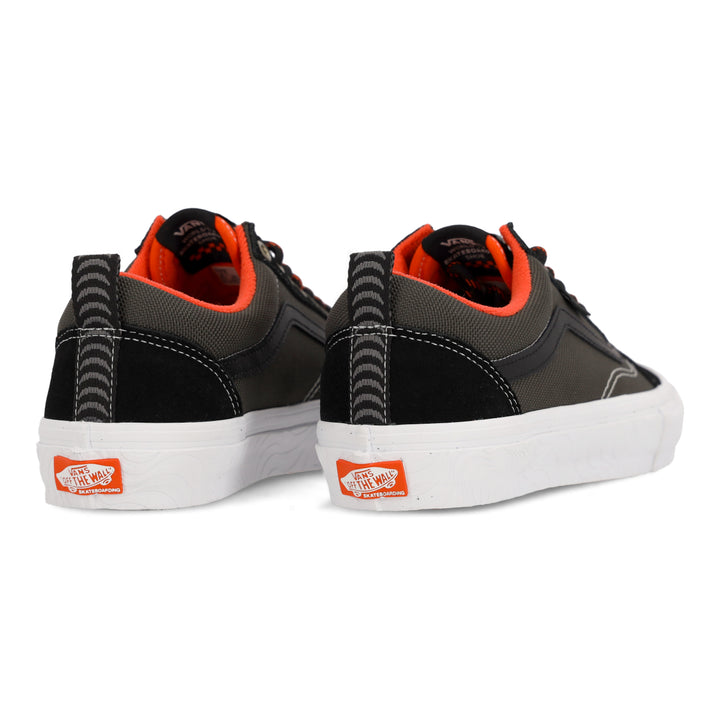 Skate Old Skool x Spitfire Wheels