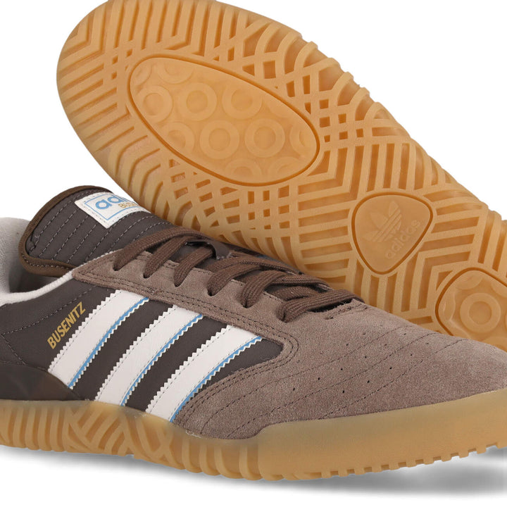 Busenitz Indoor Super