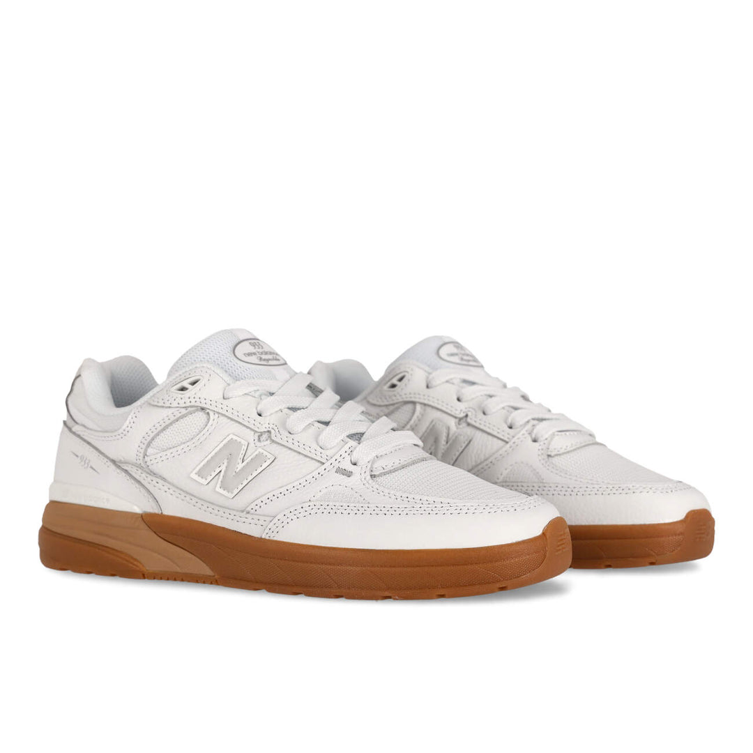 NB Andrew Reynolds 933 UN933WWB