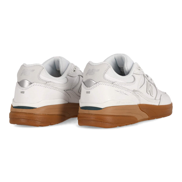 NB Andrew Reynolds 933 UN933WWB