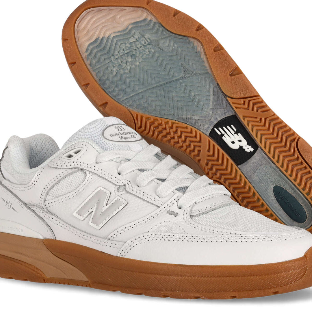 NB Andrew Reynolds 933 UN933WWB