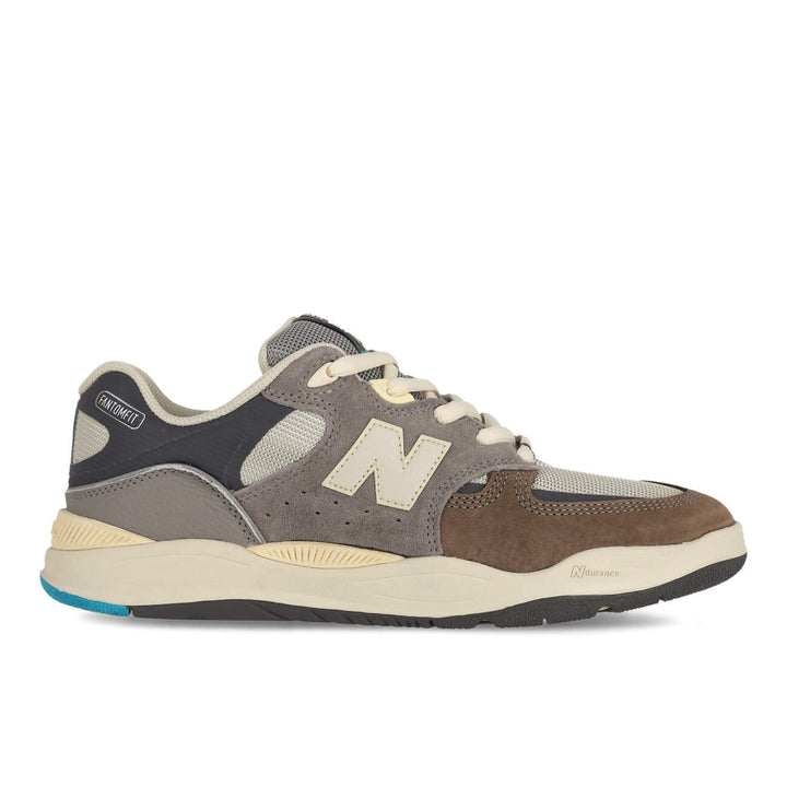 NB Tiago Lemos 1010 - Grey Days